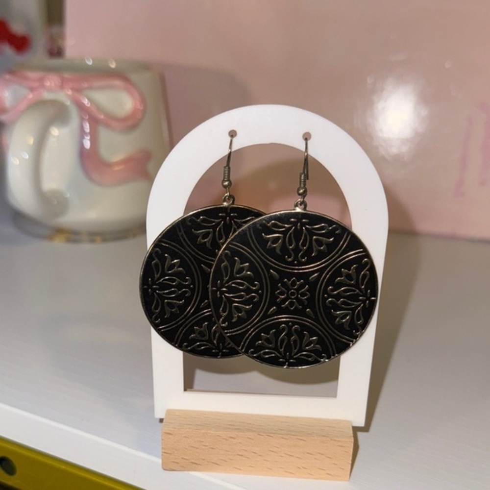 Black Engraved Round Earrings